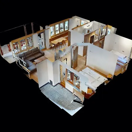 Modern And Spacious With Balcony Facing South, Marietta #2 *