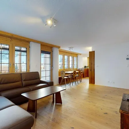 Modern And Spacious With Balcony Facing South, Marietta #2
